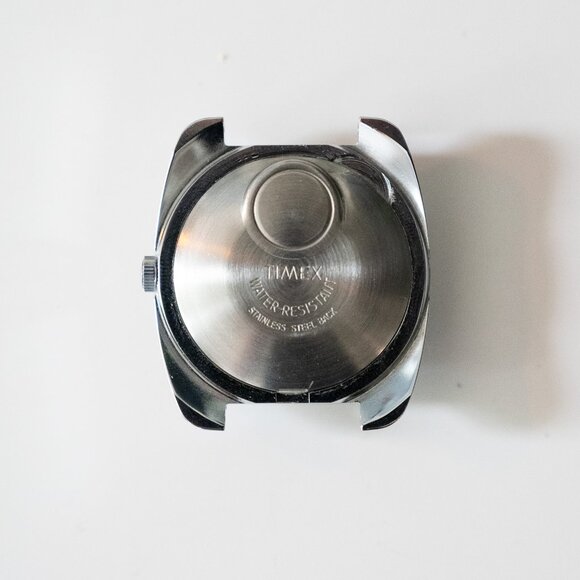 Vintage 1970's electrice Timex Watch - Picture 2 of 2